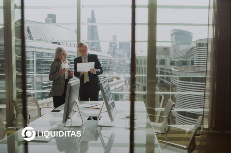 Understanding the risks of invoice factoring for businesses